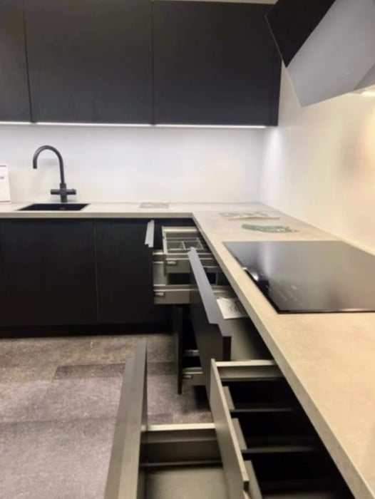 Nolte keuken, Zwart Mat Hout-structuur