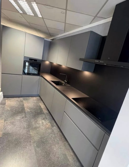 Nolte keuken, Kwartsgrijs Soft Lack