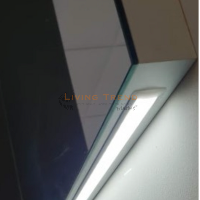 Moderne LED-Verlichte Spiegel 58x80x3 cm van Living Trend B.V.